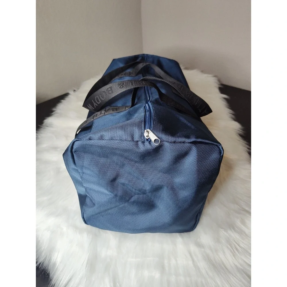 Bath And Body Works Blue Mens DUFFLE‎ BAG NWT PERFECT FOR GYM